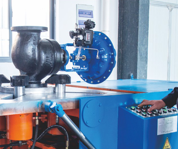 Industrial valve hydrostatic test